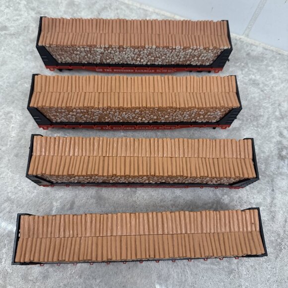 Tyco HO #4365 The Southern Railway Flat Car Bulkhead w Pulpwood Load Lot of 4 - Picture 3 of 7